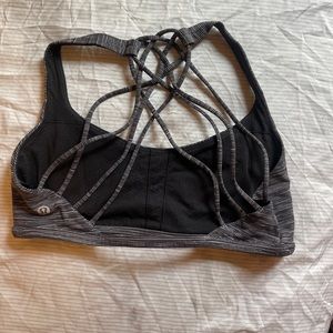 Lululemon free to be bra